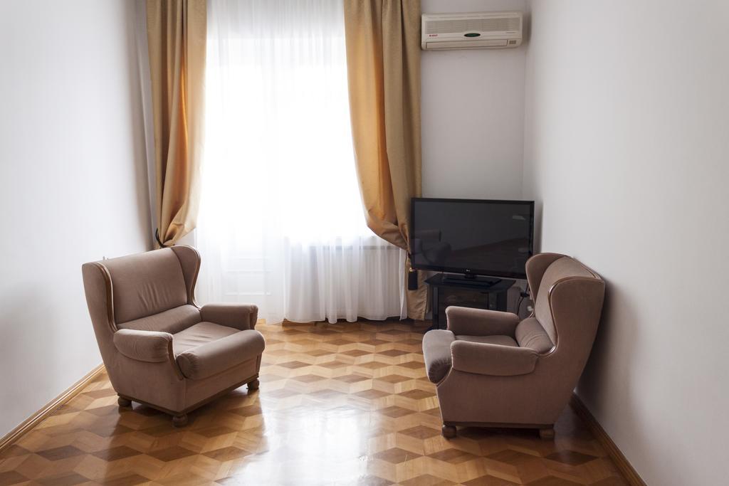 Apartment Janashia Tbilisi Exterior photo